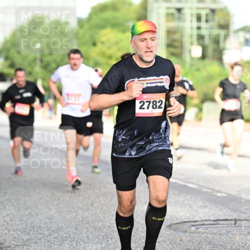 06.09.2026 - CURREX Alsterlauf Dr. Thomas Lammeyer http://msf.ph/oto/10129120 06.09.2026 09:50:21 Laufen 2782, 4980 meine-sportfotos.de