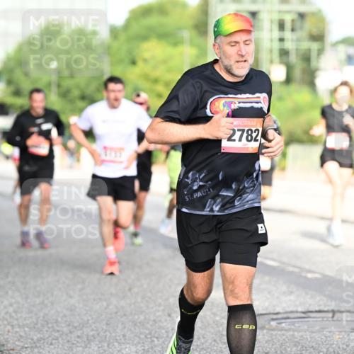 06.09.2026 - CURREX Alsterlauf Dr. Thomas Lammeyer http://msf.ph/oto/10129122 06.09.2026 09:50:21 Laufen 2782 meine-sportfotos.de