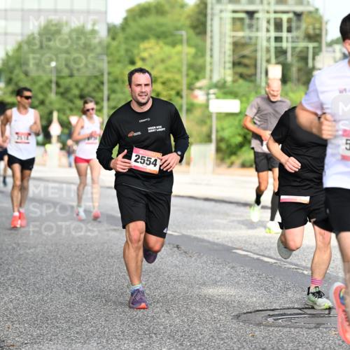 06.09.2026 - CURREX Alsterlauf Dr. Thomas Lammeyer http://msf.ph/oto/10129143 06.09.2026 09:50:23 Laufen 2554, 5133, 9 meine-sportfotos.de