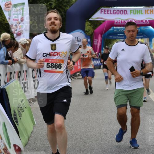 06.09.2026 - CURREX Alsterlauf Strokosch-Dieckow http://msf.ph/oto/10129191 06.09.2026 10:02:56 Ziel 2500, 2687, 3338, 3721, 3909, 4345, 4348, 4474, 4475, 4730, 5190, 5366, 5465, 5659, 5771, 5780, 5865, 5866, 6398, 8282 meine-sportfotos.de