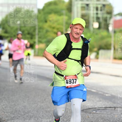 06.09.2026 - CURREX Alsterlauf Dr. Thomas Lammeyer http://msf.ph/oto/10129198 06.09.2026 09:50:29 Laufen 4937 meine-sportfotos.de