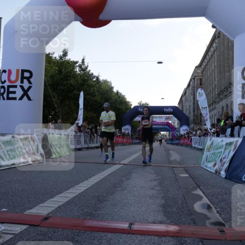06.09.2026 - CURREX Alsterlauf Yannick Fuchs http://msf.ph/oto/10129210 06.09.2026 09:37:30 Ziel 2391, 3040, 3809, 5637, 6057, 6226, 6238 meine-sportfotos.de
