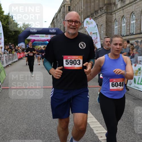 06.09.2026 - CURREX Alsterlauf Strokosch-Dieckow http://msf.ph/oto/10129331 06.09.2026 10:03:06 Ziel 2096, 2778, 3096, 3338, 3721, 3909, 3919, 3920, 4310, 4345, 4348, 4454, 4519, 4730, 4922, 5234, 5465, 5903, 5936, 6046, 6049, 6264, 6324, 6379, 8100, 8288 meine-sportfotos.de