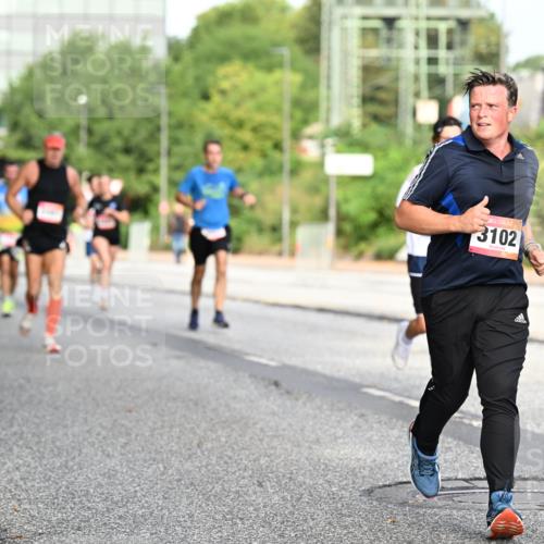 06.09.2026 - CURREX Alsterlauf Dr. Thomas Lammeyer http://msf.ph/oto/10129356 06.09.2026 09:50:45 Laufen 3102 meine-sportfotos.de