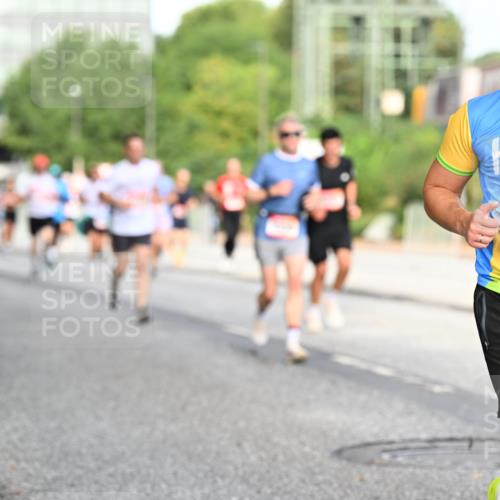 06.09.2026 - CURREX Alsterlauf Dr. Thomas Lammeyer http://msf.ph/oto/10129430 06.09.2026 09:50:53 Laufen 6234 meine-sportfotos.de