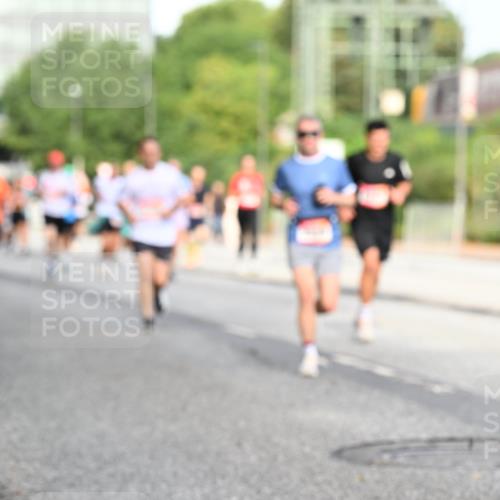 06.09.2026 - CURREX Alsterlauf Dr. Thomas Lammeyer http://msf.ph/oto/10129434 06.09.2026 09:50:53 Laufen  meine-sportfotos.de