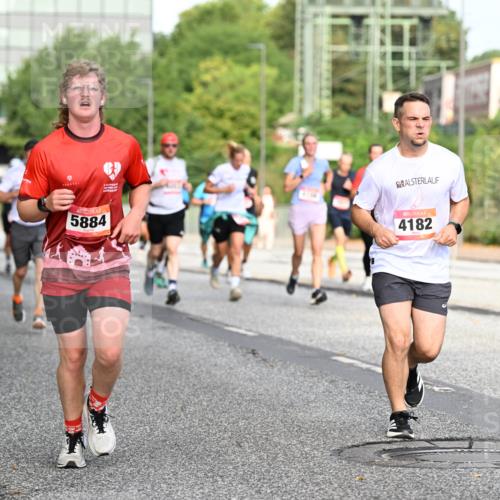 06.09.2026 - CURREX Alsterlauf Dr. Thomas Lammeyer http://msf.ph/oto/10129454 06.09.2026 09:50:56 Laufen 5884, 4182 meine-sportfotos.de