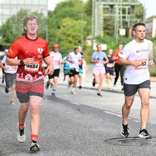 06.09.2026 - CURREX Alsterlauf Dr. Thomas Lammeyer http://msf.ph/oto/10129455 06.09.2026 09:50:56 Laufen 5884, 82 meine-sportfotos.de