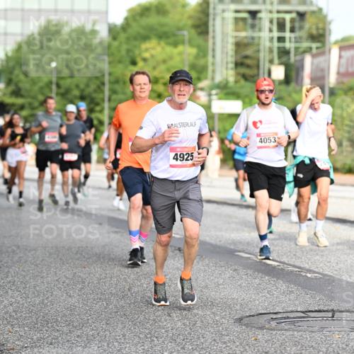 06.09.2026 - CURREX Alsterlauf Dr. Thomas Lammeyer http://msf.ph/oto/10129473 06.09.2026 09:50:59 Laufen 4925, 4053, 4108 meine-sportfotos.de