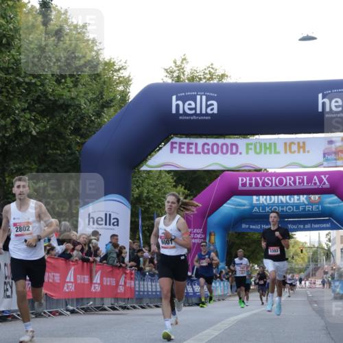 06.09.2026 - CURREX Alsterlauf Yannick Fuchs http://msf.ph/oto/10129478 06.09.2026 09:37:51 Ziel 2802, 3382, 5441, 5671, 6001, 6300 meine-sportfotos.de