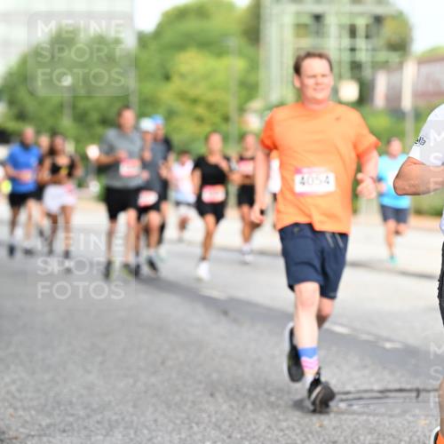 06.09.2026 - CURREX Alsterlauf Dr. Thomas Lammeyer http://msf.ph/oto/10129489 06.09.2026 09:51:00 Laufen 4054, 4925 meine-sportfotos.de