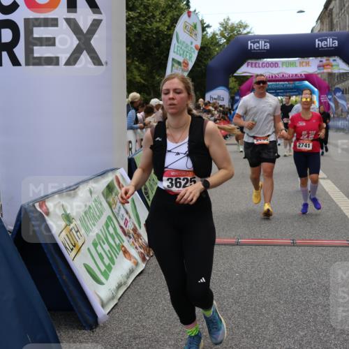 06.09.2026 - CURREX Alsterlauf Strokosch-Dieckow http://msf.ph/oto/10129501 06.09.2026 10:03:27 Ziel 2280, 2323, 2334, 2447, 2522, 2740, 2741, 2820, 3227, 3625, 3874, 5330, 5360, 5461, 5552, 5651, 6345, 6355, 8022, 8150, 8279 meine-sportfotos.de