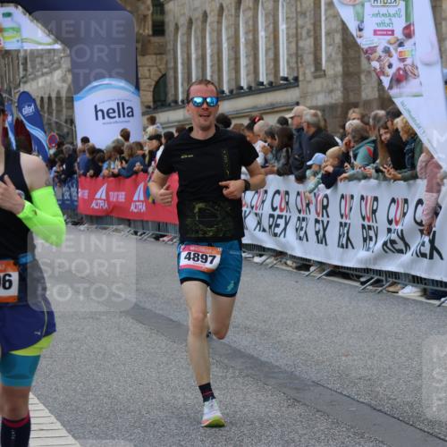 06.09.2026 - CURREX Alsterlauf Strokosch-Dieckow http://msf.ph/oto/10129503 06.09.2026 09:50:34 Ziel 2411, 2506, 2937, 3044, 3402, 4755, 4897, 5274, 5299, 5631, 5946, 6427 meine-sportfotos.de