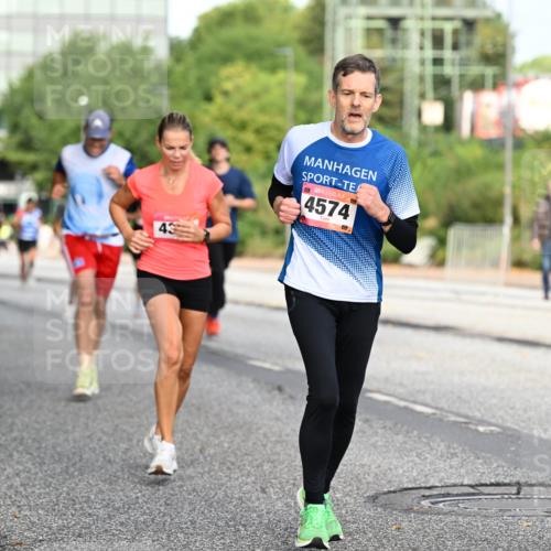06.09.2026 - CURREX Alsterlauf Dr. Thomas Lammeyer http://msf.ph/oto/10129629 06.09.2026 09:51:17 Laufen 43, 4574 meine-sportfotos.de