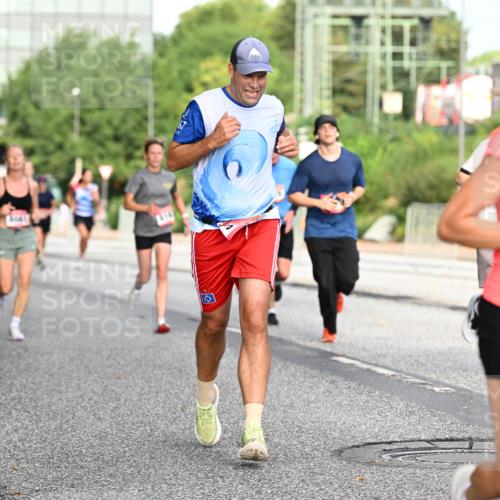06.09.2026 - CURREX Alsterlauf Dr. Thomas Lammeyer http://msf.ph/oto/10129645 06.09.2026 09:51:18 Laufen  meine-sportfotos.de
