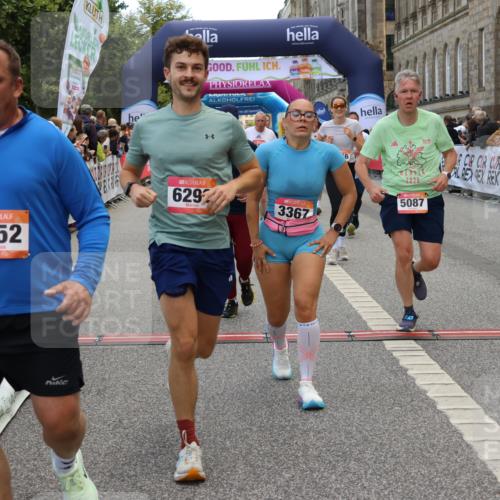06.09.2026 - CURREX Alsterlauf Strokosch-Dieckow http://msf.ph/oto/10129656 06.09.2026 10:03:36 Ziel 2447, 2448, 2501, 2629, 2630, 2820, 2869, 3227, 3252, 3367, 3756, 4777, 5087, 5360, 5408, 5461, 5737, 6290, 6292, 6344, 8022, 8263, 8279, 8315, 8323 meine-sportfotos.de