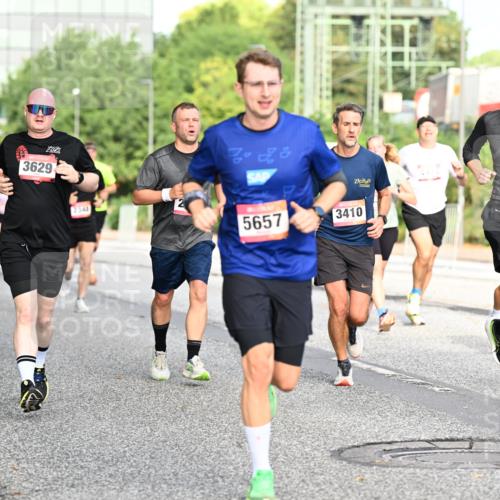 06.09.2026 - CURREX Alsterlauf Dr. Thomas Lammeyer http://msf.ph/oto/10129729 06.09.2026 09:51:28 Laufen 2397, 3629, 2, 344, 5657, 3410, 3233 meine-sportfotos.de