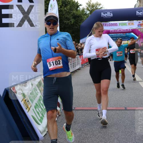 06.09.2026 - CURREX Alsterlauf Strokosch-Dieckow http://msf.ph/oto/10129744 06.09.2026 09:50:55 Ziel 2008, 2594, 2803, 3073, 3152, 3423, 3468, 3498, 4070, 4317, 4371, 4556, 4687, 4997, 5101, 5102, 5282, 5480, 6182, 6277, 8277 meine-sportfotos.de