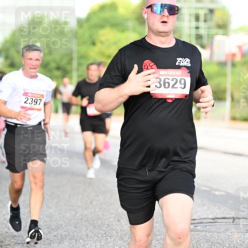 06.09.2026 - CURREX Alsterlauf Dr. Thomas Lammeyer http://msf.ph/oto/10129754 06.09.2026 09:51:30 Laufen 2397, 3629 meine-sportfotos.de