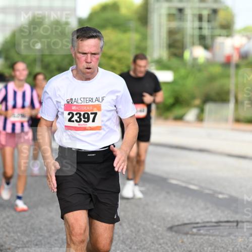 06.09.2026 - CURREX Alsterlauf Dr. Thomas Lammeyer http://msf.ph/oto/10129762 06.09.2026 09:51:31 Laufen 2397 meine-sportfotos.de
