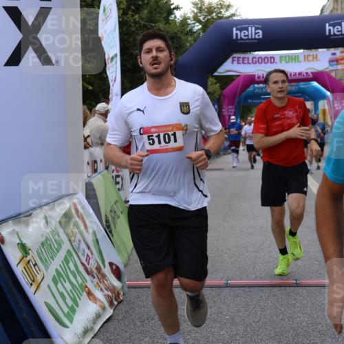 06.09.2026 - CURREX Alsterlauf Strokosch-Dieckow http://msf.ph/oto/10129869 06.09.2026 09:50:58 Ziel 2008, 2200, 2594, 2803, 3073, 3152, 3279, 3423, 3468, 3498, 3664, 3700, 4070, 4317, 4687, 5101, 5102, 5480, 6182, 6277 meine-sportfotos.de