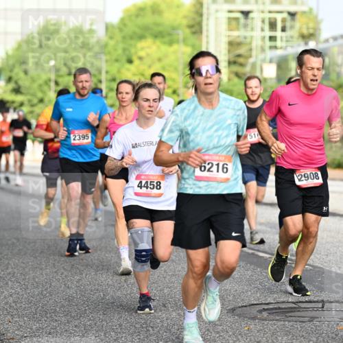 06.09.2026 - CURREX Alsterlauf Dr. Thomas Lammeyer http://msf.ph/oto/10129906 06.09.2026 09:51:51 Laufen 2395, 4458, 6216, 51, 2908, 5385 meine-sportfotos.de