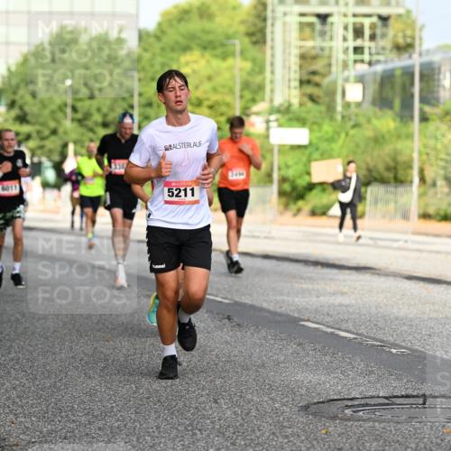 06.09.2026 - CURREX Alsterlauf Dr. Thomas Lammeyer http://msf.ph/oto/10129947 06.09.2026 09:51:56 Laufen 10, 6011, 5211, 2454 meine-sportfotos.de