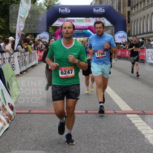 06.09.2026 - CURREX Alsterlauf Strokosch-Dieckow http://msf.ph/oto/10129993 06.09.2026 10:03:55 Ziel 2042, 2989, 3059, 3094, 3378, 3405, 3651, 3766, 4004, 4132, 4968, 4972, 4979, 5284, 5468, 5911, 6247, 8044, 8079 meine-sportfotos.de
