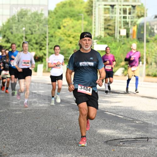 06.09.2026 - CURREX Alsterlauf Dr. Thomas Lammeyer http://msf.ph/oto/10130013 06.09.2026 09:52:03 Laufen 4686, 3344, 3484 meine-sportfotos.de