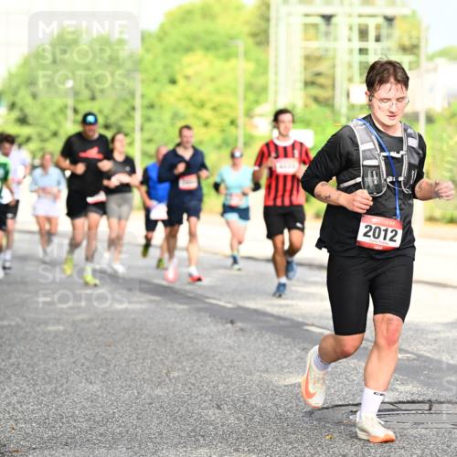 06.09.2026 - CURREX Alsterlauf Dr. Thomas Lammeyer http://msf.ph/oto/10130061 06.09.2026 09:52:12 Laufen 2012, 4465 meine-sportfotos.de