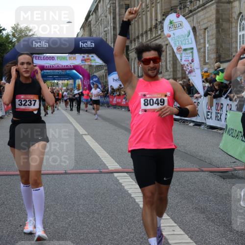 06.09.2026 - CURREX Alsterlauf Strokosch-Dieckow http://msf.ph/oto/10130083 06.09.2026 09:51:13 Ziel 2358, 3237, 4681, 4696, 4895, 5551, 5609, 5642, 5829, 5977, 6190, 6204, 6327, 6399, 8049, 8195 meine-sportfotos.de