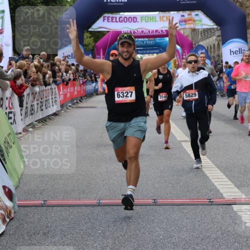 06.09.2026 - CURREX Alsterlauf Strokosch-Dieckow http://msf.ph/oto/10130103 06.09.2026 09:51:18 Ziel 2358, 2434, 2549, 2973, 2974, 3138, 3237, 3340, 3408, 3526, 3549, 3886, 4092, 4381, 4382, 4696, 5238, 5829, 5885, 6190, 6327, 6399 meine-sportfotos.de