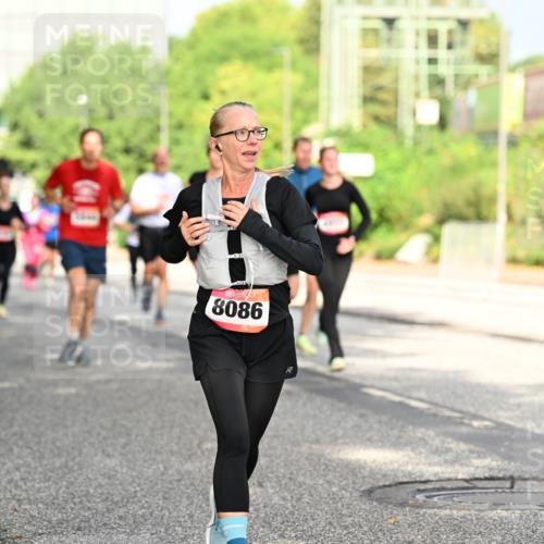 06.09.2026 - CURREX Alsterlauf Dr. Thomas Lammeyer http://msf.ph/oto/10130131 06.09.2026 09:52:19 Laufen 8086 meine-sportfotos.de