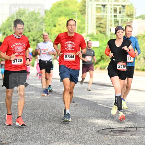 06.09.2026 - CURREX Alsterlauf Dr. Thomas Lammeyer http://msf.ph/oto/10130156 06.09.2026 09:52:21 Laufen 5488, 5720, 392, 1919, 5844, 2479, 641, 4955 meine-sportfotos.de