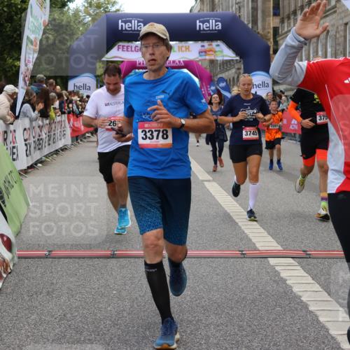 06.09.2026 - CURREX Alsterlauf Strokosch-Dieckow http://msf.ph/oto/10130203 06.09.2026 10:04:02 Ziel 2042, 2091, 2164, 2657, 2677, 2989, 3100, 3239, 3378, 3384, 3562, 3651, 3745, 3752, 4004, 4495, 4672, 4968, 4972, 4979, 5061, 5284, 5401, 5468, 5709, 6056, 8044, 8079 meine-sportfotos.de