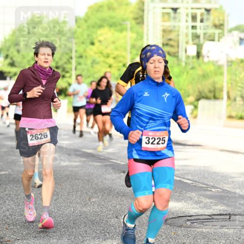 06.09.2026 - CURREX Alsterlauf Dr. Thomas Lammeyer http://msf.ph/oto/10130350 06.09.2026 09:52:40 Laufen 2626, 3225 meine-sportfotos.de