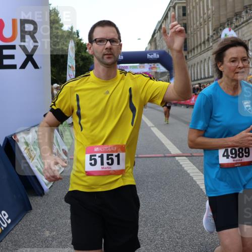 06.09.2026 - CURREX Alsterlauf Strokosch-Dieckow http://msf.ph/oto/10130372 06.09.2026 09:51:29 Ziel 2023, 2071, 2079, 2973, 2974, 3138, 3286, 3340, 3408, 3526, 3686, 3733, 3886, 4092, 4387, 4989, 5027, 5151, 5230, 5238, 5694, 5869, 6490, 8301 meine-sportfotos.de