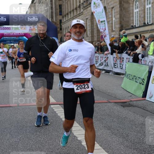 06.09.2026 - CURREX Alsterlauf Strokosch-Dieckow http://msf.ph/oto/10130473 06.09.2026 09:51:35 Ziel 2023, 3286, 3733, 4210, 4985, 4987, 5027, 5230, 5525, 5596, 5814, 5847, 6411, 6490, 8085 meine-sportfotos.de