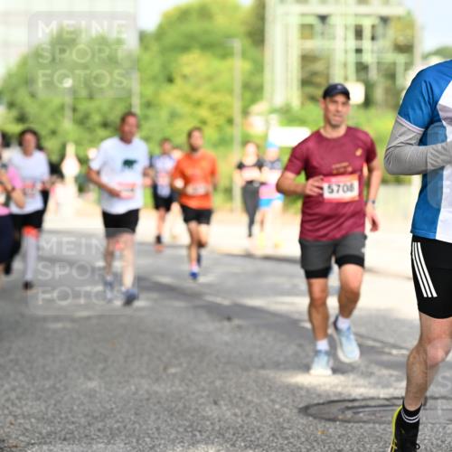 06.09.2026 - CURREX Alsterlauf Dr. Thomas Lammeyer http://msf.ph/oto/10130535 06.09.2026 09:53:01 Laufen 0, 5708, 486 meine-sportfotos.de