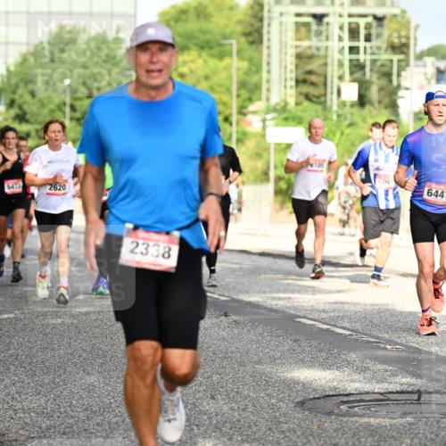06.09.2026 - CURREX Alsterlauf Dr. Thomas Lammeyer http://msf.ph/oto/10130580 06.09.2026 09:53:05 Laufen 4422, 541, 2620, 2338, 105, 6091, 6441 meine-sportfotos.de