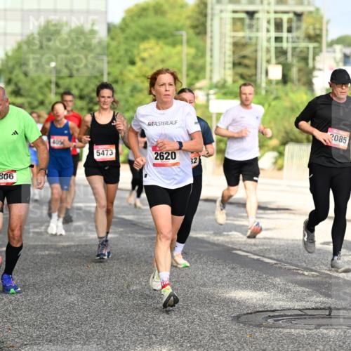 06.09.2026 - CURREX Alsterlauf Dr. Thomas Lammeyer http://msf.ph/oto/10130604 06.09.2026 09:53:08 Laufen 2806, 405, 5473, 2620, 32, 2085, 8105 meine-sportfotos.de