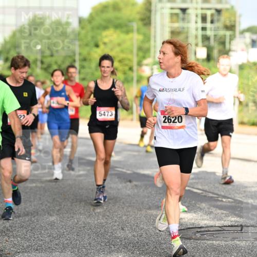 06.09.2026 - CURREX Alsterlauf Dr. Thomas Lammeyer http://msf.ph/oto/10130611 06.09.2026 09:53:09 Laufen 2806, 5473, 2620, 2085 meine-sportfotos.de