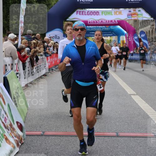 06.09.2026 - CURREX Alsterlauf Strokosch-Dieckow http://msf.ph/oto/10130619 06.09.2026 09:51:46 Ziel 2542, 3465, 4210, 4267, 4268, 4427, 4729, 4985, 5525, 6023, 6405, 6453, 8332 meine-sportfotos.de