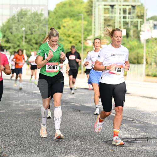 06.09.2026 - CURREX Alsterlauf Dr. Thomas Lammeyer http://msf.ph/oto/10130652 06.09.2026 09:53:13 Laufen 5807, 188 meine-sportfotos.de