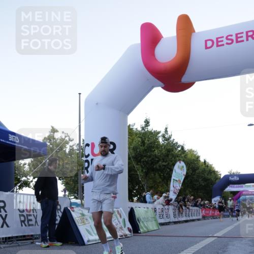 06.09.2026 - CURREX Alsterlauf Yannick Fuchs http://msf.ph/oto/10130665 06.09.2026 09:38:28 Ziel 2378, 3541, 4160, 4614, 5456, 5687, 5727, 6101, 6133 meine-sportfotos.de