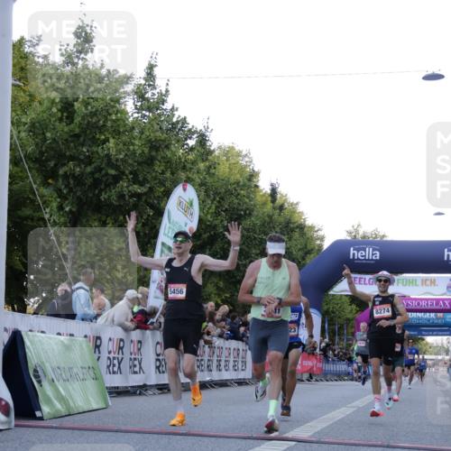 06.09.2026 - CURREX Alsterlauf Yannick Fuchs http://msf.ph/oto/10130714 06.09.2026 09:38:32 Ziel 2214, 3541, 4614, 5193, 5456, 5619, 5687, 6101, 6423, 8274 meine-sportfotos.de