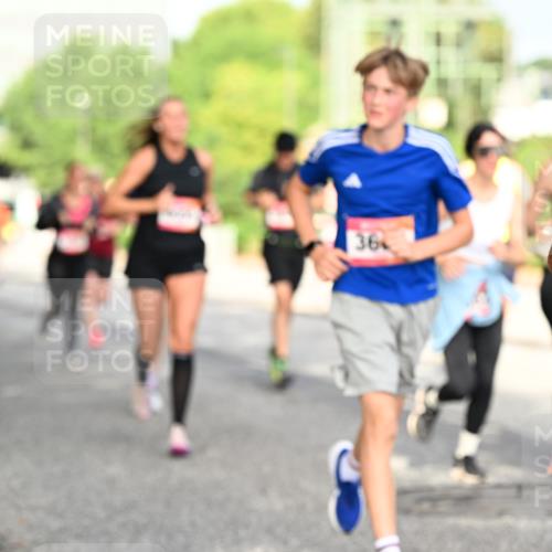 06.09.2026 - CURREX Alsterlauf Dr. Thomas Lammeyer http://msf.ph/oto/10130872 06.09.2026 09:53:33 Laufen 36 meine-sportfotos.de