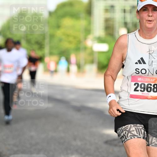 06.09.2026 - CURREX Alsterlauf Dr. Thomas Lammeyer http://msf.ph/oto/10130920 06.09.2026 09:53:39 Laufen 2968 meine-sportfotos.de