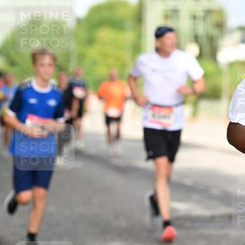 06.09.2026 - CURREX Alsterlauf Dr. Thomas Lammeyer http://msf.ph/oto/10130934 06.09.2026 09:53:43 Laufen  meine-sportfotos.de