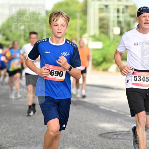 06.09.2026 - CURREX Alsterlauf Dr. Thomas Lammeyer http://msf.ph/oto/10130944 06.09.2026 09:53:44 Laufen 690, 5345 meine-sportfotos.de